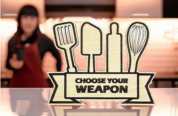 Choose Your Weapon Mgneses dekorci