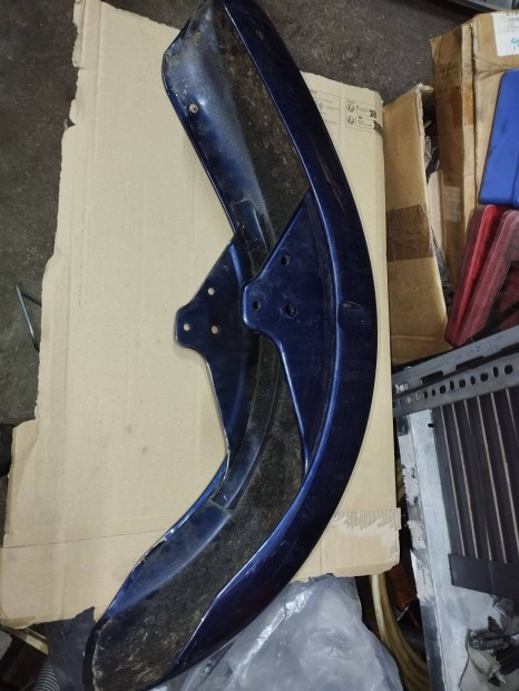 Chopper els� s�rv�d� ismeretlen