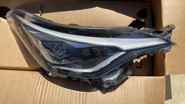 Chr C-HR full led je. Fnyszr