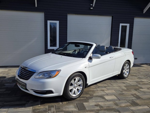 Chrysler 200 Convertible.3.6V6 Automata.Egyedi...