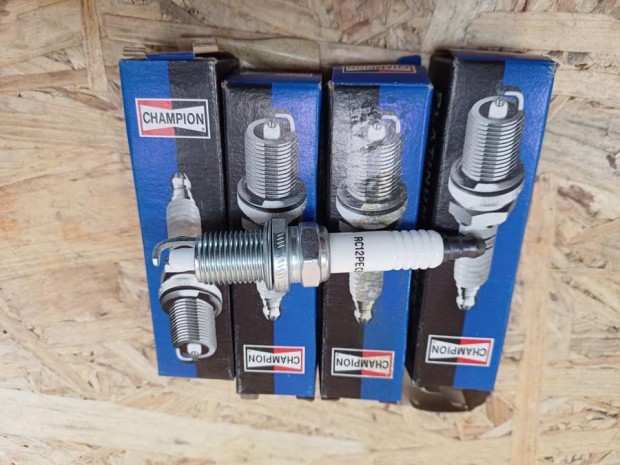 Chrysler 300C(2005-2010) Gy�jt�gyertya