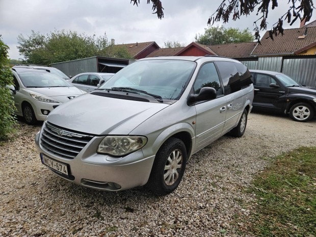 Chrysler GRAND Voyager 2.8 CRD Limited (Automat...