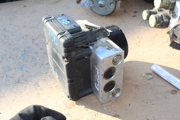 Chrysler PT Cruise 1999-2002 2.2 ABS kocka P05273138AA (150)