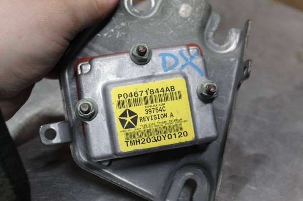 Chrysler Pt. Cruiser 2000-2006 jobb ütközésérzékelő P04671844AB