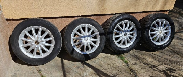 Chrysler Sebring / Straus gyri 16" sokklls alufelni