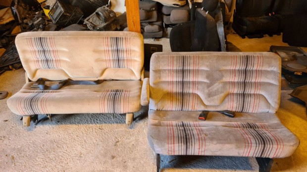 Chrysler Voyager 1995 kettes ls pad