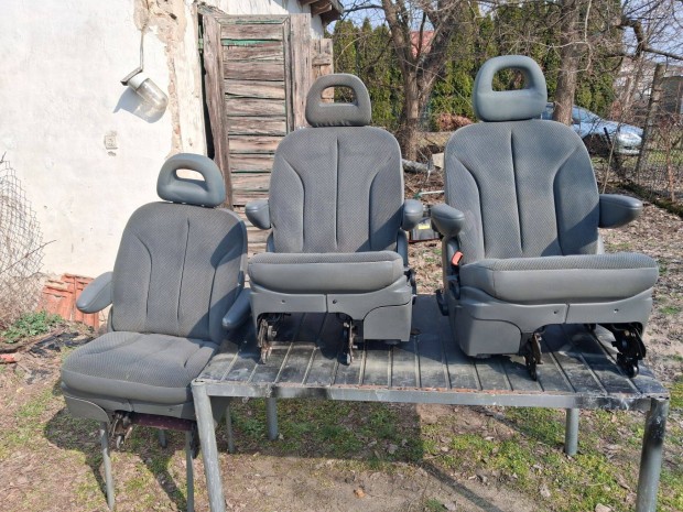 Chrysler Voyager 2008-AS J� �llapotban Lev� �l�sek Elad�k ./Darab.