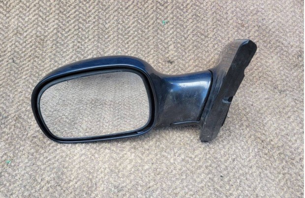 Chrysler Voyager gyri 4717383 bal visszapillant tkr srlsmentes