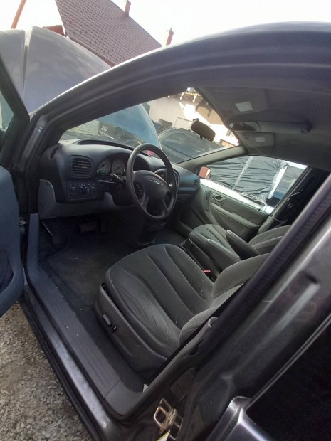 Chrysler voyagger 2.8 Stow.n go 