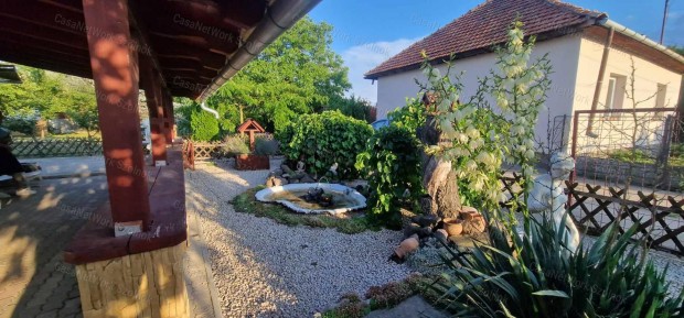 Cibakh�z�n elad� egy 96 m2-es fel�j�tott csal�di h�z