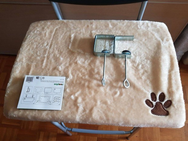 Cicáknak ablakpárkány meghosszabbító, egy un. Plüschi Párna eladó