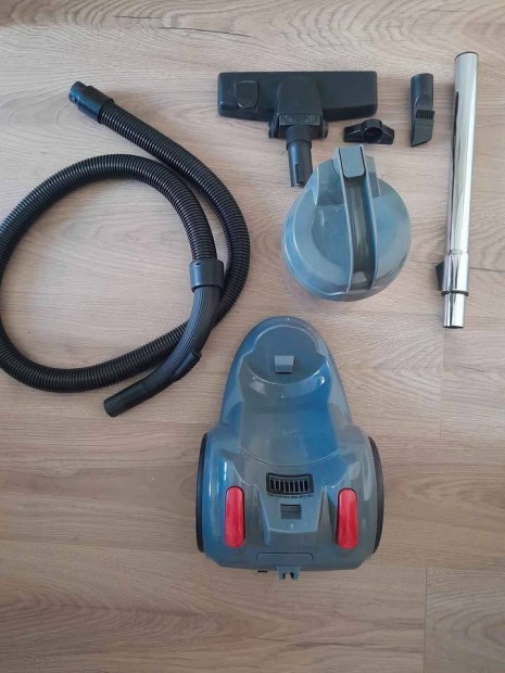 Ciklon Porszívó Cleanmaxx