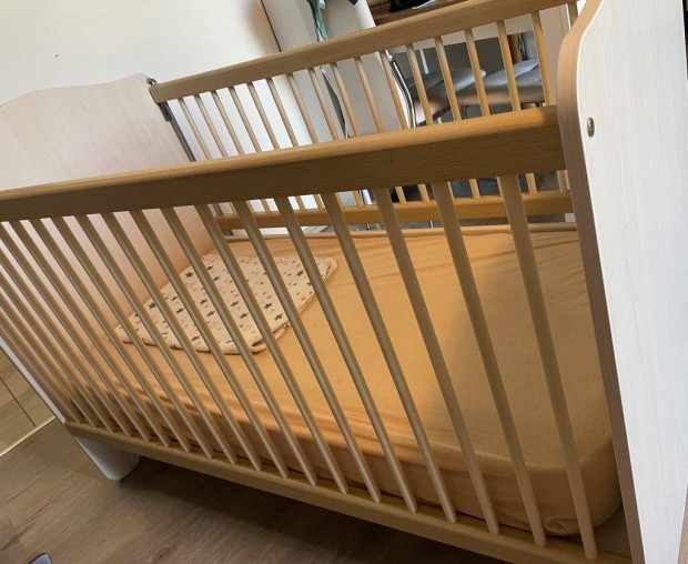 Cilek r�csos baba�gy 