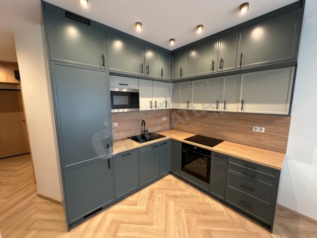 Cimbalom utca elej�n kiad� egy frissen fel�j�tott pr�mium lak�s