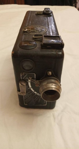 Cine-Kodak Model B 16mm-es filmkamera