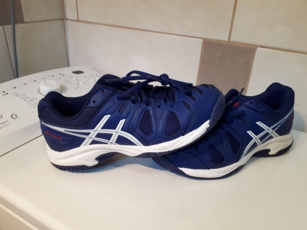 Cip Asics kk 37-es