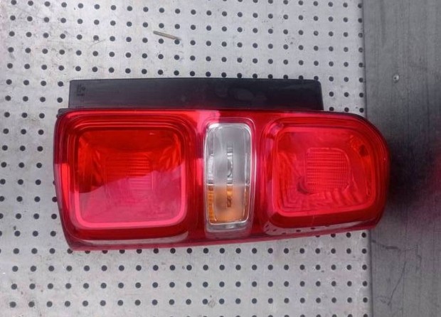 Cirtoen Jumpy Expert jobb h�ts� l�mpa 2016-