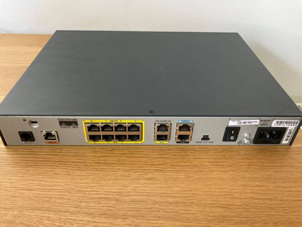 Cisco 1801 router elado