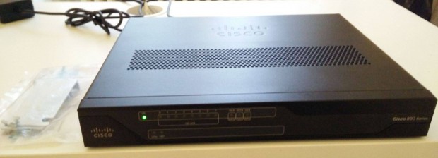 Cisco C892FSP-K9 router