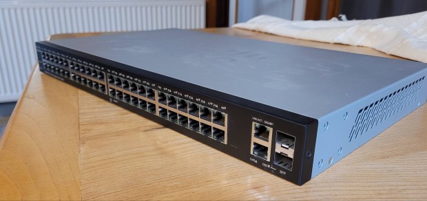 Cisco SG200-50 smart switch - 48+2 portos Gigabites