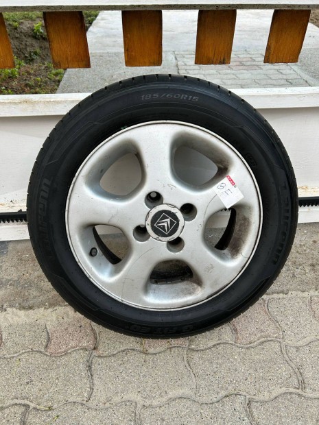 Citron 15 colos kerk alufelnivel elad 185/60R15 4db 10.000 Ft/db