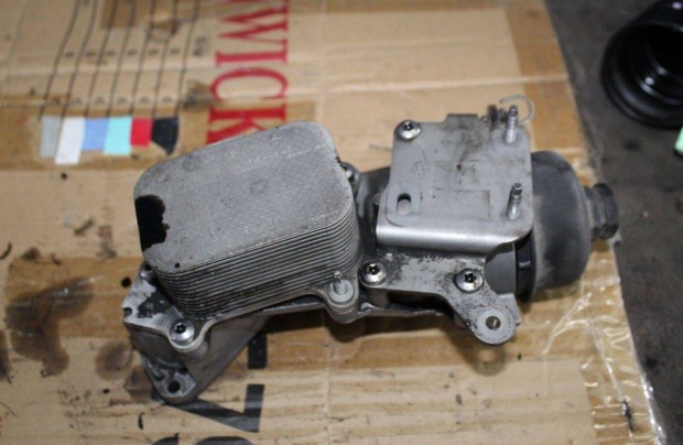 Citroën C3 Picasso olajszűrőház olajhűtővel 9687847480