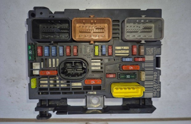 Citro�n Peugeot Fiat BSM Biztosit�k t�bla (Delphi R02-00)