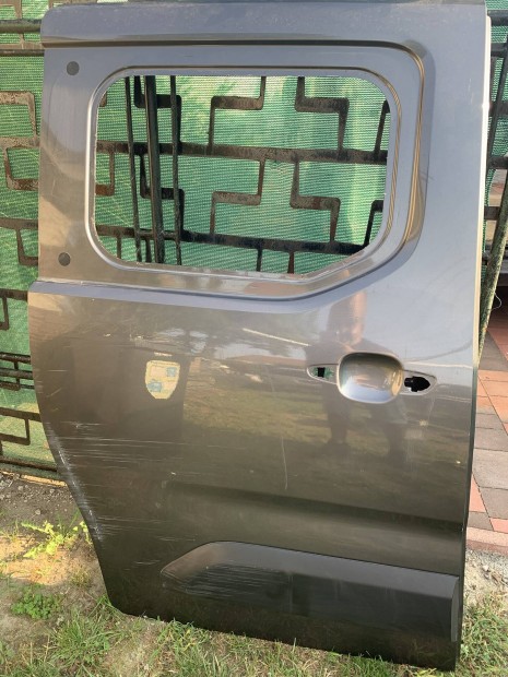 Citroën Toyota Berlingo III, Peugeot Rifter Jobb üres tolóajtó