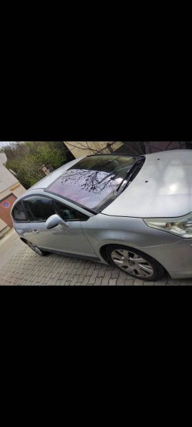 Citroën c4 2.0i minden alkatrésze