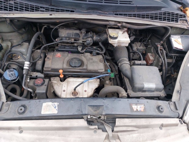 Citroen 1.6 komplett motor Nfv