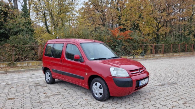 Citroen Berlingo 1.4 First Plus Dupla Tolajt...