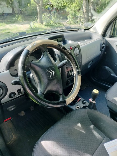 Citroen Berlingo 1.4 benzin