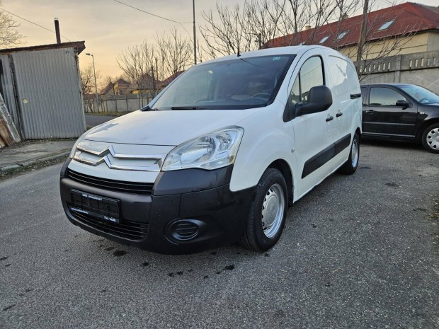 Citroen Berlingo 1.6 Benzin. j forgalomba hely...