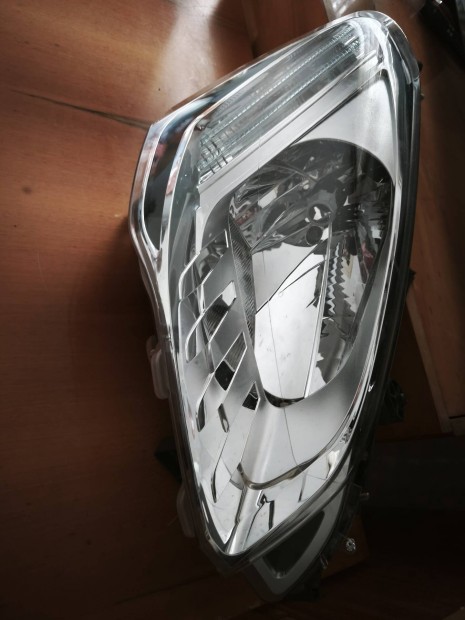 Citroen Berlingo 2 facelift jobb els� l�mpa 