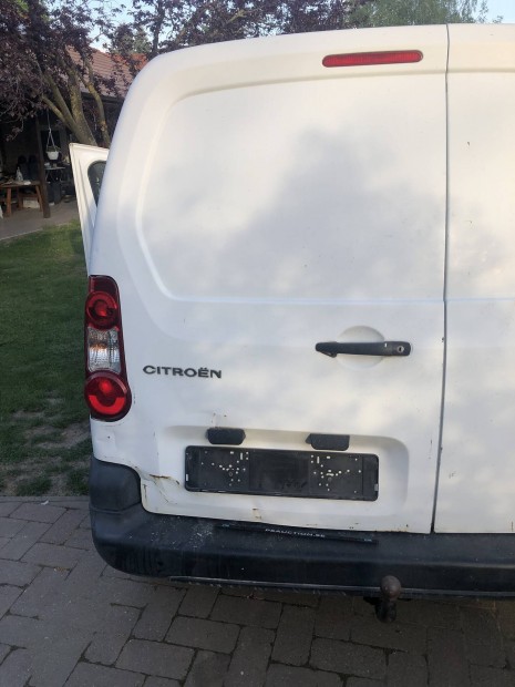 Citroen Berlingo-Peugeot Partner hátsó ajtó