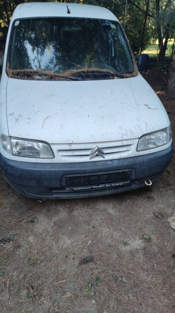 Citroen Berlingo bontott alkatrészek 1996-2003 ig ki
