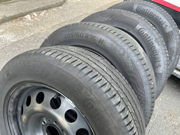 Citroen Berlingo nyári gumi felni