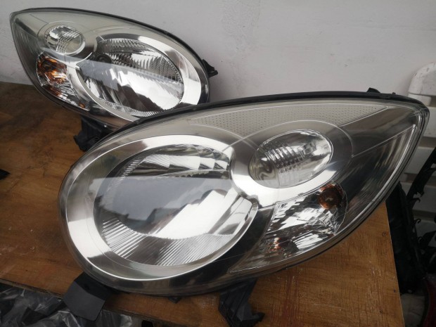 Citroen C1 gyári első fényszóró