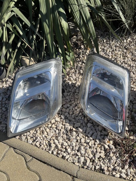 Citroen C2 els� f�nysz�r� jobb/bal