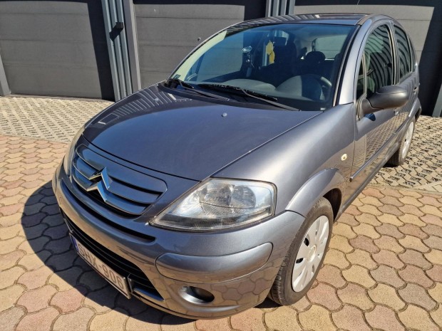 Citroen C3 1.4 Chic Vezetett Szervizknyv. SZER...