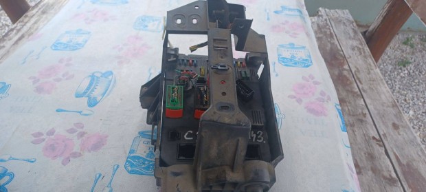 Citroen C3 1.4 HDI biztosítéktábla (motortér)
