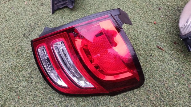 Citroen C3 2010 jobb hátsó gyári bontott komplett lámpa