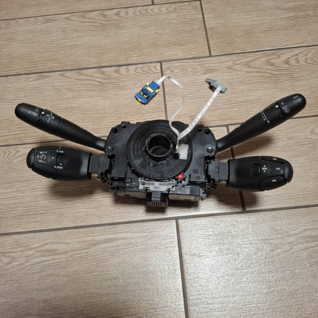 Citroen C3 Picasso kombin�lt korm�ny kapcsol� elad� 