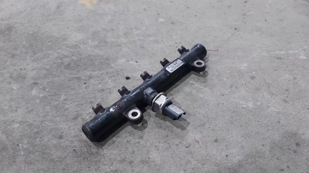 Citroen C4 C5 Peugeot 307 407 04- Rail cs� k�z�s nyom�cs� szenzor 7214