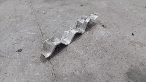 Citroen C4 C5 Peugeot 307 407 Le�ml� kipufog�csonk h�v�d� lemez 7182