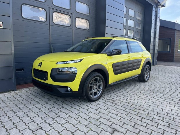 Citroen C4 Cactus 1.2 Puretech Shine EURO6 SZER...