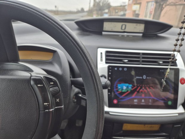 Citroen C4 Friss M�szakival