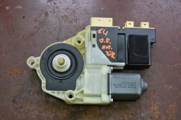 Citroen C4 I Peugeot jobb első ablakemelő motor 9681575880, 964880-100