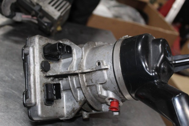 Citroen C4 Picasso 2010-2013 szervó szivettyú 9674055680 (3.)