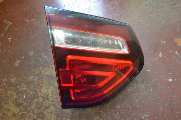 Citroen C4 Picasso I bal hátsó belső lámpa! 9673165080